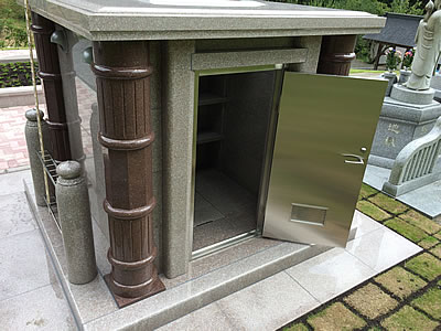 安養寺へ送骨納骨